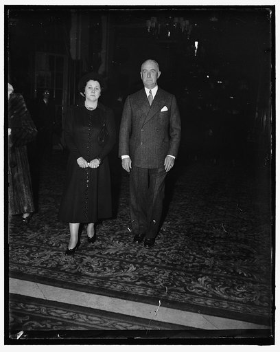 Colonel and Mrs. Starling attend musical. Washington D.C. Colonel and Mrs. Edward W. Starling were among those that attended the musical held at the Mayflower Hotel today. Colonel Starling is in charge of the White House Secret Service