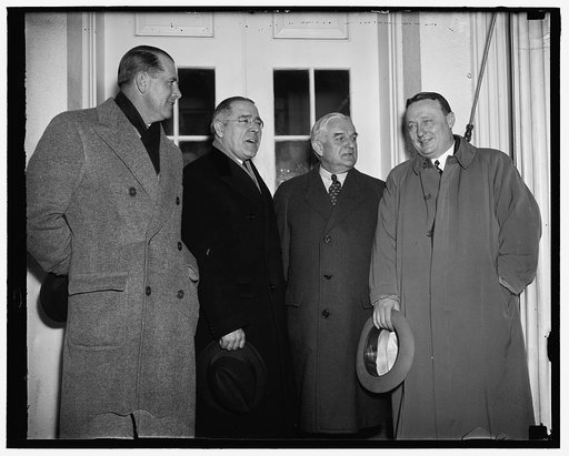 Pennsylvania wants $60,000,000. Washington, D.C. A delegation from Pennsylvania called at the White House today asking for a $60,000,000 PWA Grant. President Roosevelt received the group. Left to right: John B. Kelly, Secretary of State Revenue for Pa.; Dave Lawerence, Democratic State Chairman; Sen