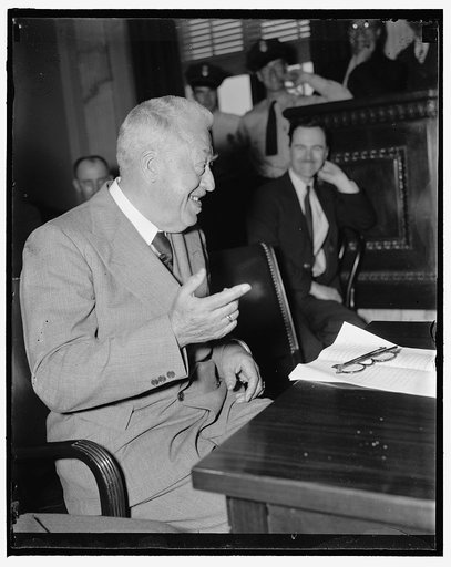 U.S. only country in position to safely use dirigibles. Eckener. Washington, D.C., May 26. Dr. Hugo Eckner, Germany's dirigible expert told the Senate Military Affairs Committee today that in his opinion the United States is the only country that could safely use dirigibles for war purposes. "With t