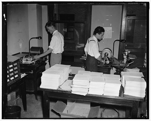 Mimeographing press reports & decisions at the Nat. labor Relations Board