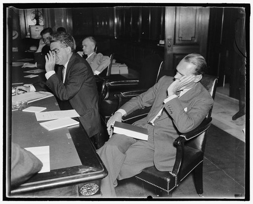Grant more powers to Federal Reserve Board, Cromwell tells Senate Committee. Washington, D.C., Aug 4. The Federal Reserve Board should be granted the power to 'stabilize the dollar' and increase the flow of money, James H.R. Cromwell, monetary expert and husband of tobacco heiress Doris Duke, urged 