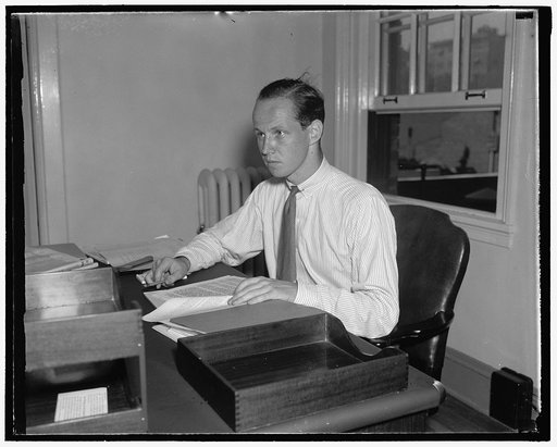 Named Secretary to C.I.O. head. Washington, D.C., Aug 5. Ralph Hetzel, son of the President of Penn Sate College, has been appointed Secretary to John L. Lewis, Head of the C.I.O.. Hetzel, who is 25 and a graduate of [...] State College, assumed his post today, 8/5/37
