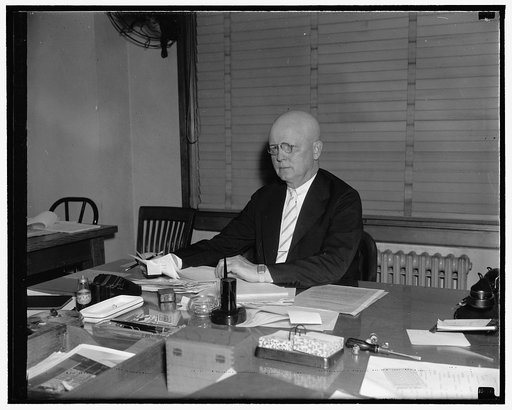 Chairman of Crop Reporting board. Washington, D.C., Aug. 13. William F. Callander, Chairman of the Crop Reporting Board, U.S. Department of Agriculture, 8/13/37