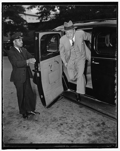 Chinese Ambassador expresses regret to U.S. for bombing of liner President Hoover. Washington, D.C. Aug. 31. Chinese Ambassador C.T. Wang arriving at the State Department today where he conveyed to Secretary Hull the "profound regret" of the Chinese Government for the accidental bombing of the Dolla