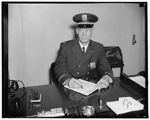 Chief of "Uncle Sam's police force." Washington, D.C., Sept. 8. World War Veteran and for 15 years in the Government Guard service, Elmber Clint Duncan has been named inspector of all the guards who watch over the federal buildings in the Capital. He will be in charge of disciplining the service's 8