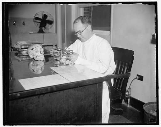 Georgetown University to have brain institute. Washington, D.C., Sept. 15. A Brain Institute, second to none in the world, is being established here by Georgetown University Medical School under the direction of Dr. Othamr Solnitsky, of Germany. Dr. Solnitsky has already collected several thousand b