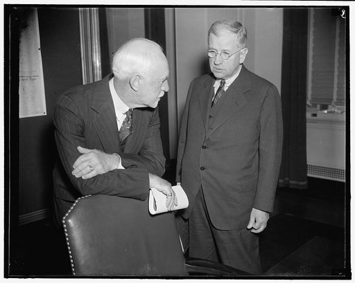 Discuss low-cost housing problems. Washington, D.C., Sept. 20. John H. Fahey, Chairman of the Federal Home Loan Bank Board, and Secretary of Interior Harold Ickes, discuss the many problems confronting them in putting into operation the $500,000,000 Wagner Housing Act. Housing experts from all parts