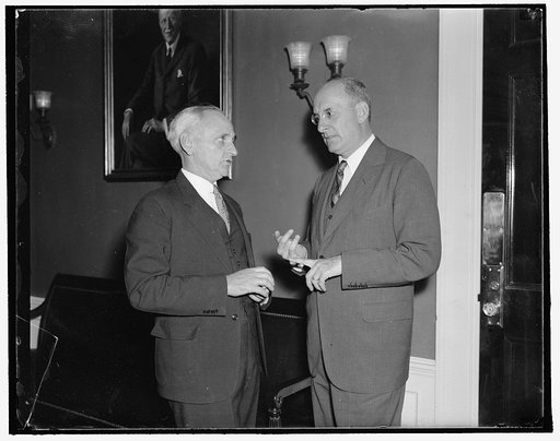 Treasury tax study to be ready by November. Washington, D.C., Sept. 21. Following a conference with Herman Oliphant, (left) General Counsel for the U.S. Treasury and also its tax expert, Secretary Morgenthau announced that the Treasury's tax study, which will serve as the basis for new revenue legis