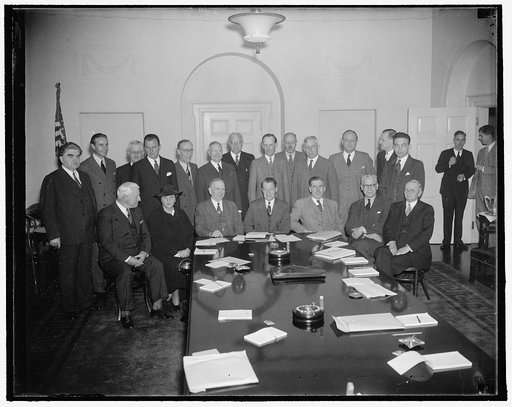 Plan for taking of unemployment [...] Washington, D.C., Sept. 27. Government [...]labor leaders met at the White House today [...] John D. Biggers, Unemployment Census Administrator to formulate plans for compiling the first unemployment census in the United States. In the photograph, left to right 