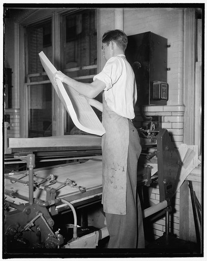 Loading the folding machine