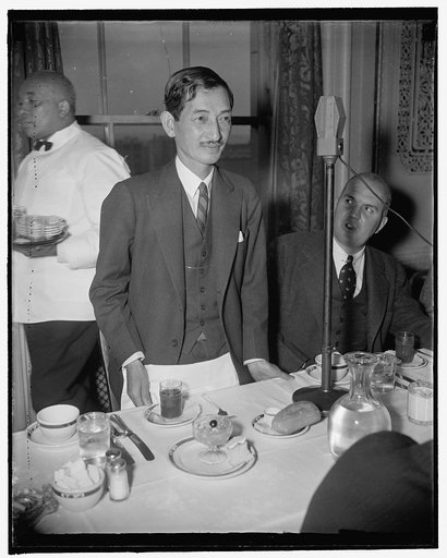 Newsmen quiz Japanese Ambassador at press club luncheon. Washington, D.C., Oct. 14. In an off-the-record appearance as a luncheon guest of the National Press Club today, Japanese Ambassador Hirosi Saito virtually underwent a cross-examination from more than 450 newsmen and Government Officials in at