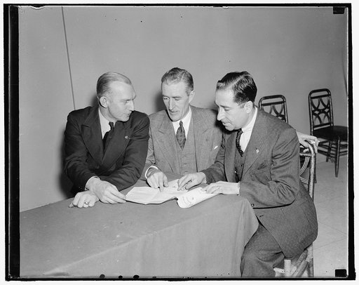 Prominent group at Jewish congress. Washington, D.C., Nov. 29. Three officials of the Army and Navy Union who are attending the American Jewish Congress here at the Willard Hotel. This group was responsible for the first bill brought up in the special session of Congress making it unlawful "to teach