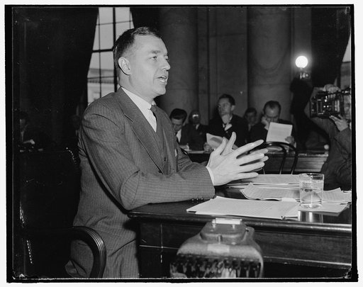 Locally d[à]cted relief suggested. Washington, D.C., Jan. 13. Appearing before the Senate unemployment committee, Charles P. Taft, Cincinnati, Ohio, and spokesman for the National Citizens Committee [...]mobilization for human needs. Proposed that the local government continue relief financing on a 