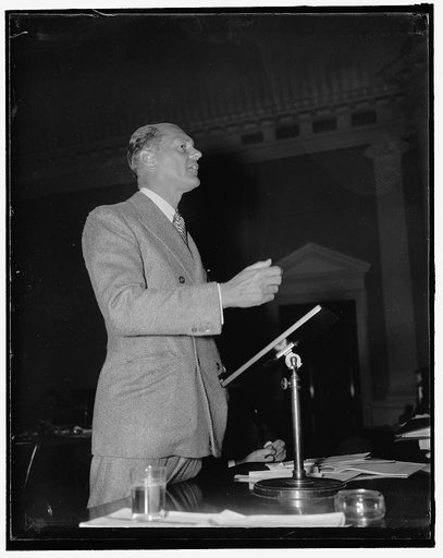 Urges income tax cut. Washington, D.C., Jan. 19. James H.R. Cromwell, husband of the wealthy Doris Duke Cromwell, today recommended to the House Ways and Means Committee immediate reduction and ultimate repeal of all forms of income tax. Revision of estate and gift taxes and adoption of a manufactur