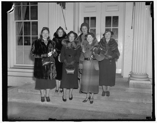 Protest to president on Japanese silk boycott. Washington, D.C., Jan. 28. Following a parade to the White House in protest against the Japanese silk boycott these members of the American Federation of Hosiery Workers presented an Anti-Boycott Memorial to President Roosevelt. Left to right: Lillian [
