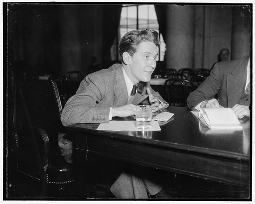 Urges permanent Federal Bureau of Fine Arts. Washington, D.C., Feb. 28. A militant campaign will shortly be waged for creation of a permanent Federal Bureau of Fine Arts, Burgess Meredith, acting President of Actors Equity, today told the Senate Education and Labor Subcommittee. Actors, producers an