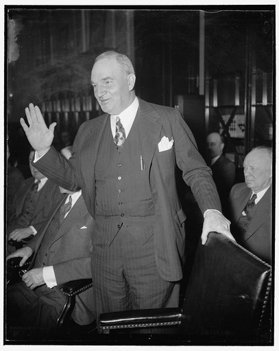 Defends actions. Washington, D.C., March 16. J.J. Pelley, President of American Railroads, denied before the Senate Rail Finance Inquiry today charges of Fred Sargent, President of the Northwestern Railroad, that the Association had used unfair tactics in "squeezing" the trunk line railroads of the 