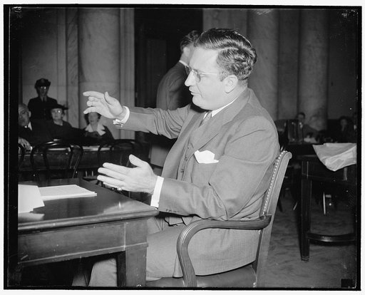 Hits Borah-O'Mahoney licensing bill. Washington, D.C., March 22. Edward Clark, Texas Secretary of State, protested before a Senate Judiciary Committee today that the Borah-O'Mahoney liscencing bill was a thinly veiled attempt to control production rather than to regulate interstate commerce. The bil