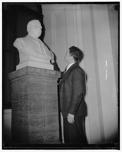 Only bespectacled bust at Capitol. Washington, D.C., March 24. A bust with spectacles is probably not unique but at the U.S. Capitol one is practically a curiosity. It is that of former Vice President Thomas E. Sherman, and, is the only one of a person wearing spectacles of the many standing in the 