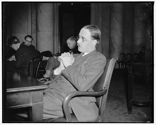Senate committee hears British expert. Washington, D.C., April 6. Appearing before the Senate Judiciary Subcommittee this morning, Dr. Harold J. Laskil noted British political scientist, told how King George V of England threatened to "pack" The House of Lords on 1911 to permit extension of the powe