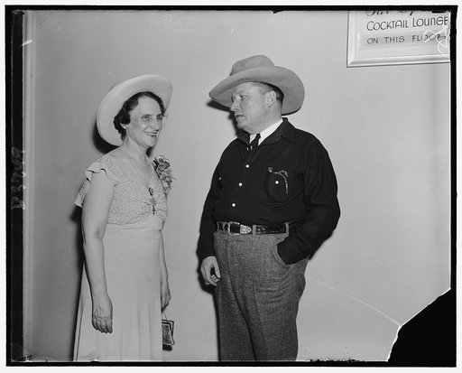 Nellie Tayloe Ross & Rep. Paul R. Greever of Wyo. at Wyoming Day dinner, March 31, 1938