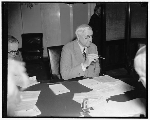 Urges equipment and work loans to railroads. Washington, D.C., May 5. RFC Head Jesse Jones today urged equipment and work loans to railroads as a means of speedy re-employment and maintaining safety. He was testifying before the Senate Banking and Currency Committee in connection with a bill introdu