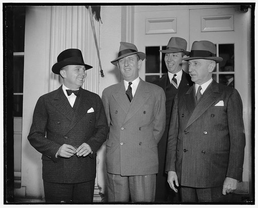 Urge clemency for Georgia bootlegger. Washington, D.C., May 16. Executive clemency was asked of President Roosevelt today for Sam Evans, Georgia farmer serving four years in Atlanta for manufacturing whiskey without a license. Georgia Governor E.D. Rivers (left) accompanied by Senator Richard B. Rus