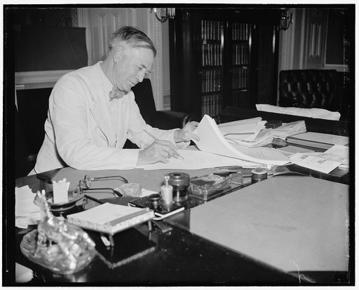 Nevada Senator pinch hits for V.P. Garner in signing last minute bills. Washington, D.C., June 20. When Vice President Garner made his hasty departure from the Capitol shortly before Congress adjourned last week, he delegated Senator Key Pittman, Chairman of the Senate Foreign Relations Committee an