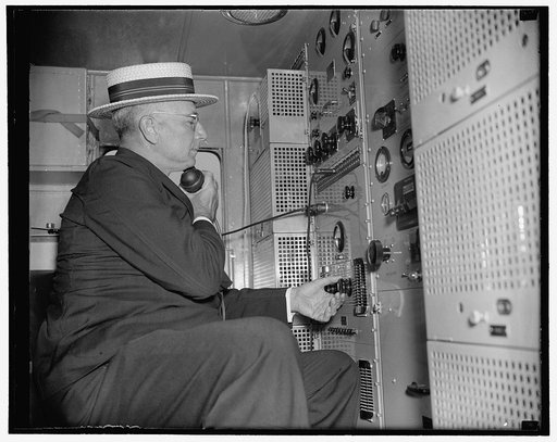 Chief of Signal Corp. tests new public address system. Washington, D.C., June 27. A new high powered public address system recently procured by the Signal Corps of the Army was tested today by the Chief Signal officer Major Gen. J.O. Mauborgne. Manufactured in accordance with specifications prepared
