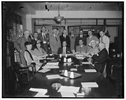 Executive meeting of the Republican National Committee. Washington, D.C., June 27. The Republican National Committee met today in executive session for the first time since Congress closed to map plans for the coming elections, this is the first photograph made this year, 6/27/39