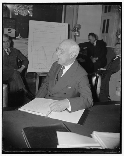 Appears before Senate Military Affairs Committee. Washiington, D.C., April 5. Prof. Bradley Stoughton, of Lehigh Univ. prepresenting the Independent Steel and Iron Producers Committee on Scrap, told the Senate Military Affairs Committee today that he favored the passage of the Schwellanbach Bill to 
