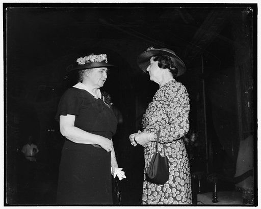 Mrs. Woodrow Wilson & Mrs. Cordell Hull