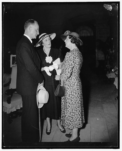 Mrs. Cordell Hull (right) and unidentified