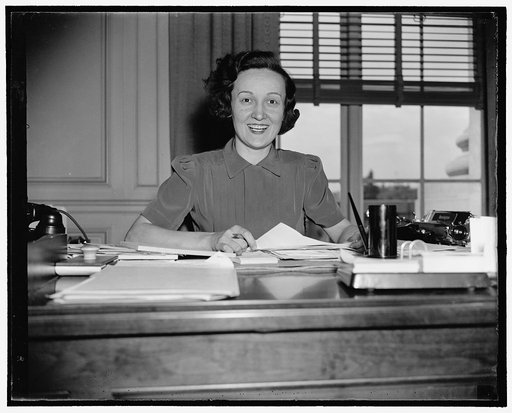 Nation's busiest secretary. Washington, D.C., Aug. 25. Probably the busiest Secretary in the Capitol these days is Eugenia Pope, Secretary and only employee of Wage-Hour Administrator Elmer F. Andrews. The Bureau will employ 1,000 persons in two months, but in the meantime Miss Pope must keep track 