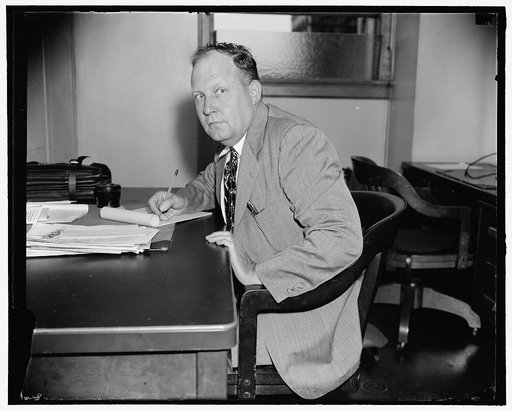 Administrator of N.Y. Milk Marketing Agreement. Washington, D.C., Aug. 29. Erske M. Harmon, recently appointed administrator of the New York Milk Marketing agreement, has assumed his new duties as the U.S. Department of Agriculture here, 8/29/38