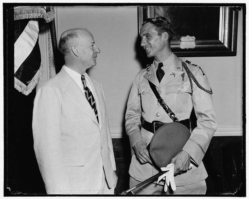 Chief of the Haitian Army in Washington. Washington, D.C., Sept. 1. Colonel Jules P. Andre, Senior officer [not shown] and commander of the Haitian Garde, arrived in Washington today, to confer with government officials, this [is] colonel Andres initial visit to the United States