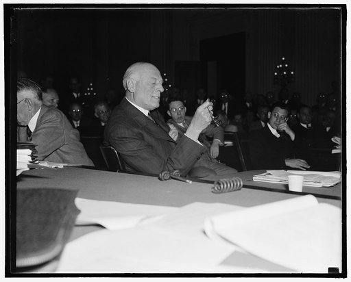 Wage reductions are necessary, N.Y. Central Prexy tells fact finding board. Washington, D.C., Oct. 6. Wage reductions are necessary to enable railroads to balance their budgets and meet competition, F.E. Williamson, President of the N.Y. Central Railroad, told President's fact finding board today. H