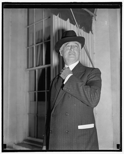 Chairman of War Industries at White House. Washington, D.C., Oct. 13. Barnard Baruch, international banker and Chairman of the War Industries Board, said today that America is in the same tragic position that forced Britain and France to agree to the peace of Munich. Baruch, reviewed the European si