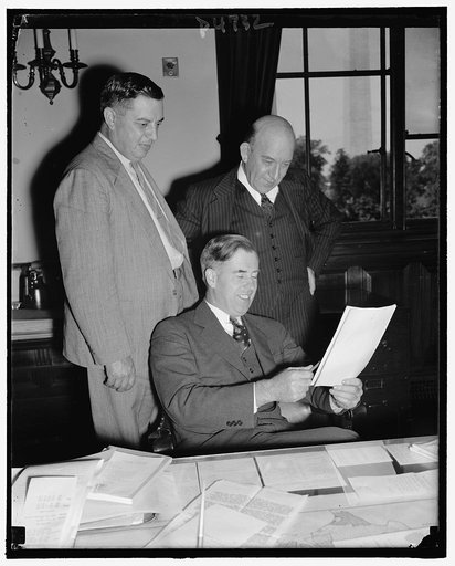 H. Brown, H.R. Talley, & Secy. Wallace, 10-38