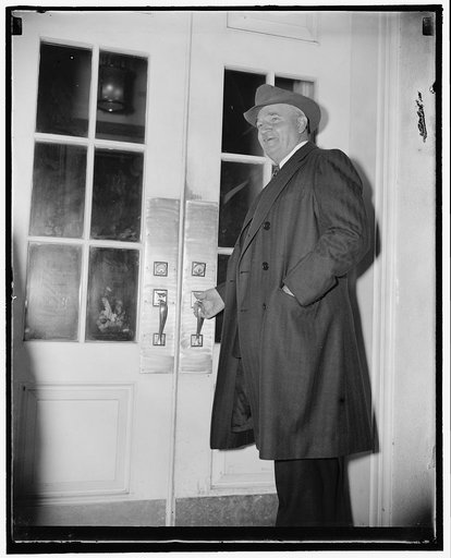 Rail executive confers with president. Washington, D.C., Oct. 31. Following a conference with President Roosevelt today on the carriers wage controversy, J.J. Pelley, President of the Association of American Railroads, announced that the President seeks settlement of the dispute without trouble on a