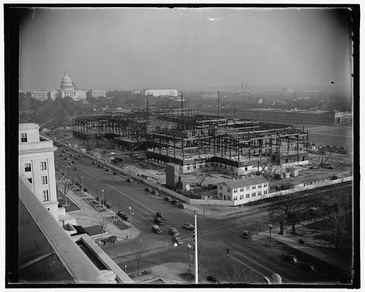 Work on Mellon's gift to National Capitol progressing rapidly. Washington, D.C., Nov. 3. Construction of the new National Gallery of Art, a gift of the late Andrew Mellon to the United States Government, is progressing rapidly. The building, which is expected to be the most beautiful and one of the 