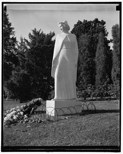 Memorial to Army and Navy Nurses
