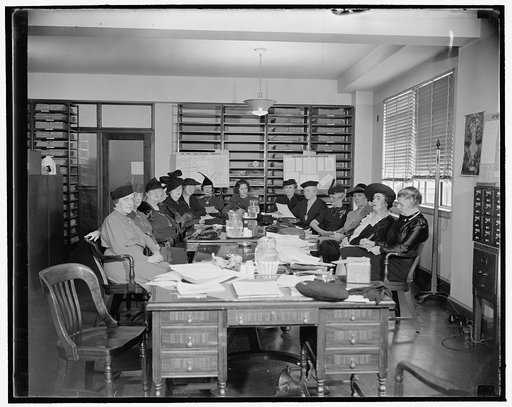 Advisory Committee of National Federation of Women's Republican Clubs, Republican National Committee. Miss Marion Martin, Assistant Chairman, Republican National Comte.; Mrs. Charles W. Lewis, Baltimore, Md., treasurer; Mrs. Eleanor Snodgrass, Repub. Indiana Federation of WRC; Mrs. Albert Vestal, 4t