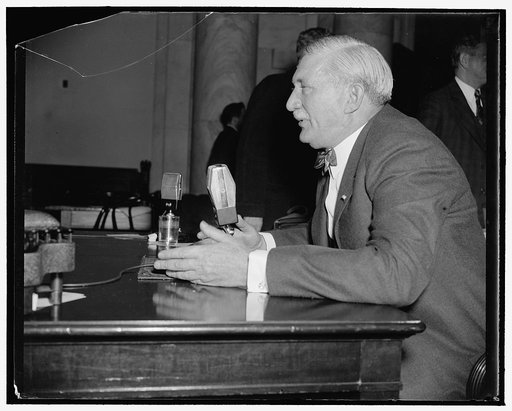 Do not abolish present system, GMC head tells monopoly committee. Washington, D.C., Dec. 6. William S. Knudsen, President of the General Motors Corp., today told the Monopoly Committee that to abolish the patent system would be 'bad for industry generally.' He added, 'it wouldn't mean much to Genera