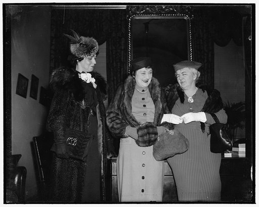 Late Speaker's wife sees son take oath as member of Congress. Washington, D.C., Jan. 3. Mrs.. Joseph W. Byrns, right, widow of late Speaker of the House, was at the Capitol bright and early today to see her son Joseph W. Byrnes, Jr., take the oath as representative from Tennessee. She was accompanie