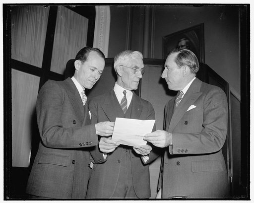 Rep. Joseph Hendricks of Fla.; J [?] Francis Townsend and Sen. Claude Pepper, 1/5/39; Townsend Co[...