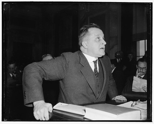 Opposes Frankfurter nomination. Washington, D.C., Jan. 10. George E. Sullivan, Washington attorney and author, appearing before the Senate Judiciary Subcommittee today said he opposed the appointment of Prof. Felix Frankfurter to the Supreme Court because he was alien born in Austria and has alien a