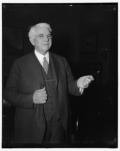 Railroads in tip-top shape essential to national defense, house committee told. Washington, D.C., Jan. 31. The man responsible for operation of the American Railroads during the World War, Carl R. Gray, now Vice-Chairman of the Union Pacific, today told the House Interstate Commerce Committee that a