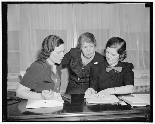 Sweet Briar Alumnae meet at luncheon. Washington, D.C., Feb. 4. Mrs. Howard Luff, of Cleveland, Ohio, National President of the Sweet Brier Alumnae Association, Mrs. A. Kent Balls and Mrs. T. Forster[...], alumnae members, photographed today at the luncheon meeting of the Association at the Wardman 