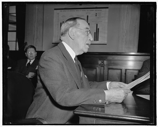 Comptroller of State of New York. Washington, D.C., Feb. 7. Morris S. Tremaine, Comptroller of New York State, photographed today at the meeting of the Special Tax Committee, 2-7-39